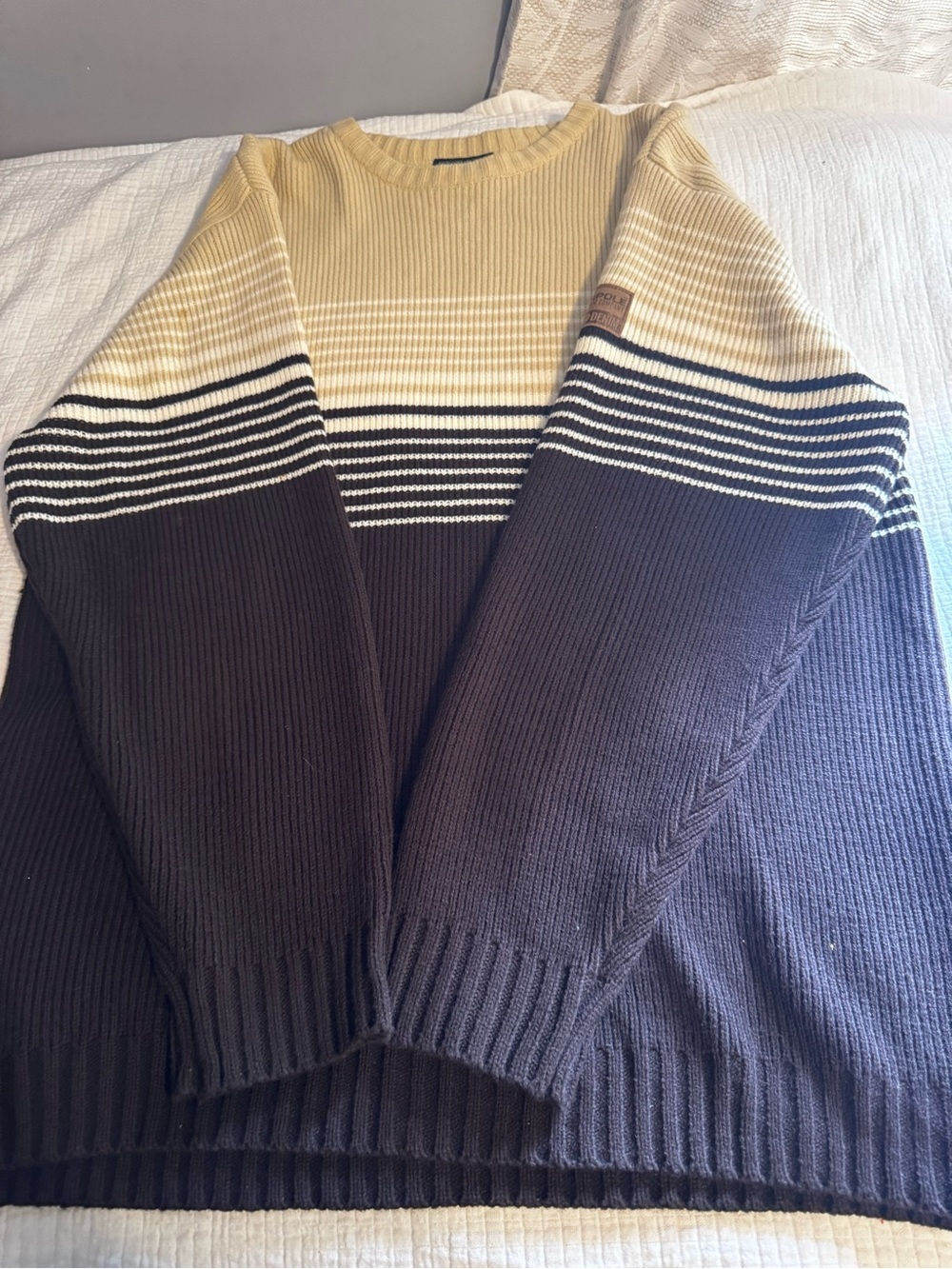 Southpole Signature Series Sweater Black Cream Striped Y2K Men’s L Vintage